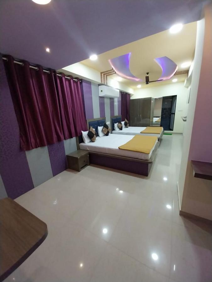 Hotel Ggc Inn أحمد أباد المظهر الخارجي الصورة