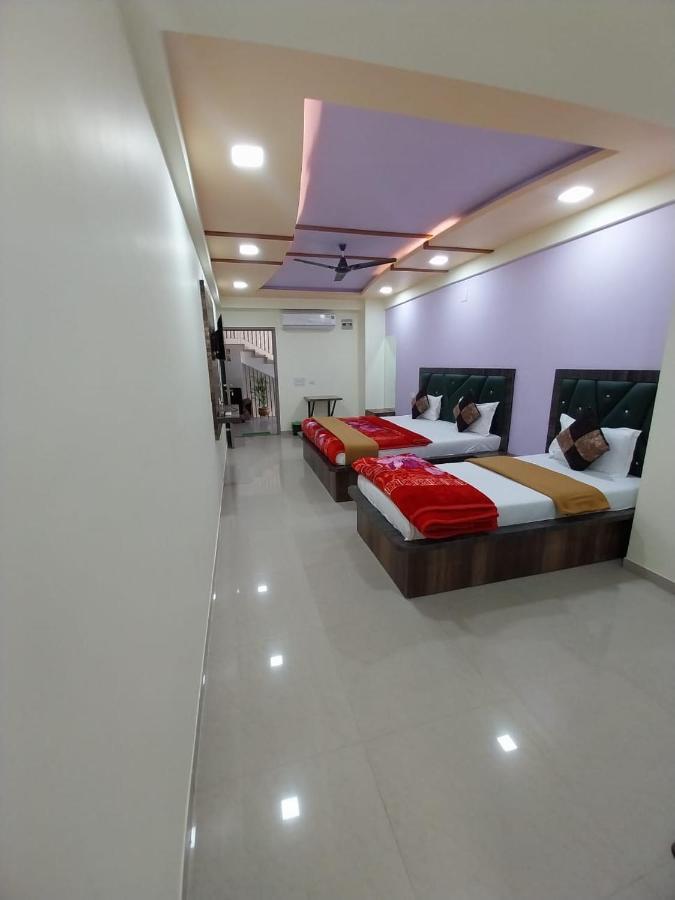Hotel Ggc Inn أحمد أباد المظهر الخارجي الصورة