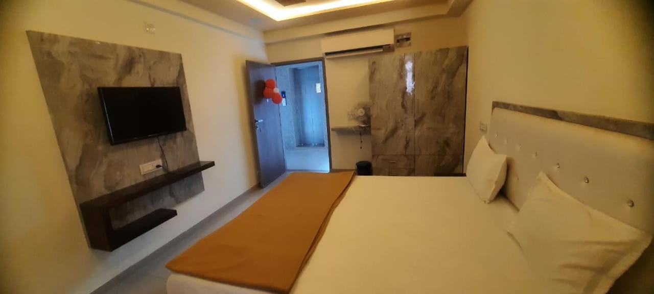 Hotel Ggc Inn أحمد أباد المظهر الخارجي الصورة