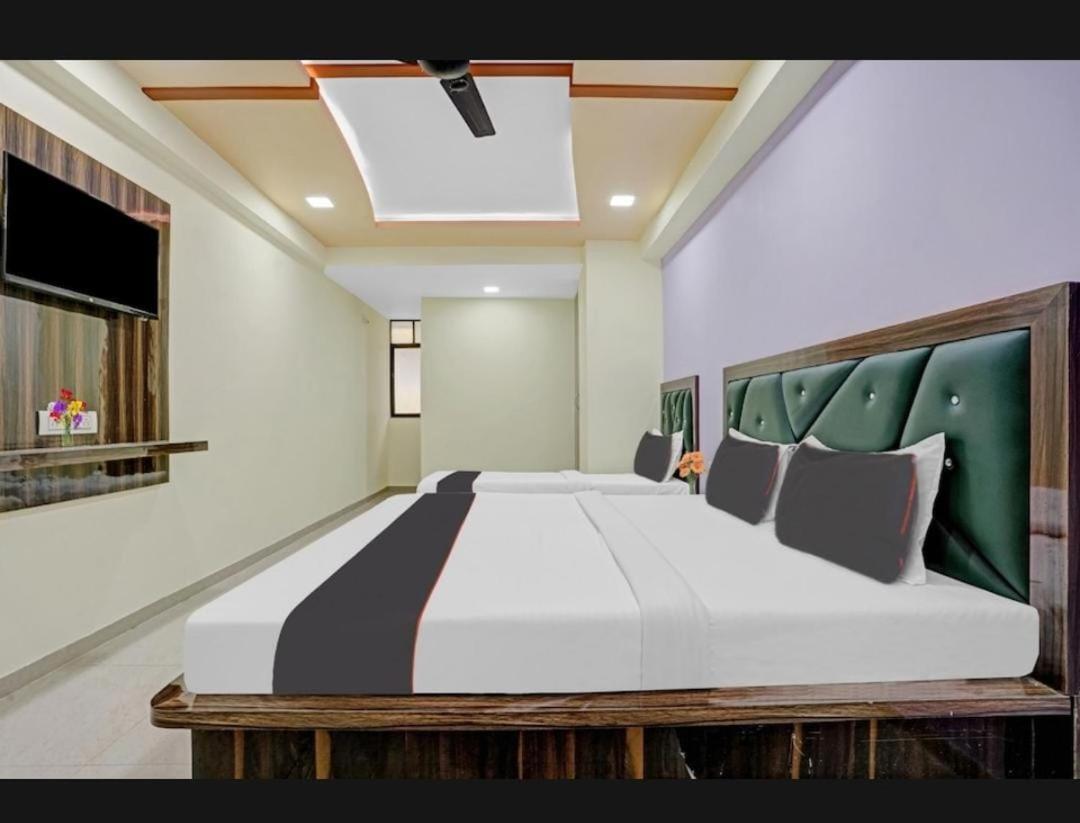 Hotel Ggc Inn أحمد أباد المظهر الخارجي الصورة
