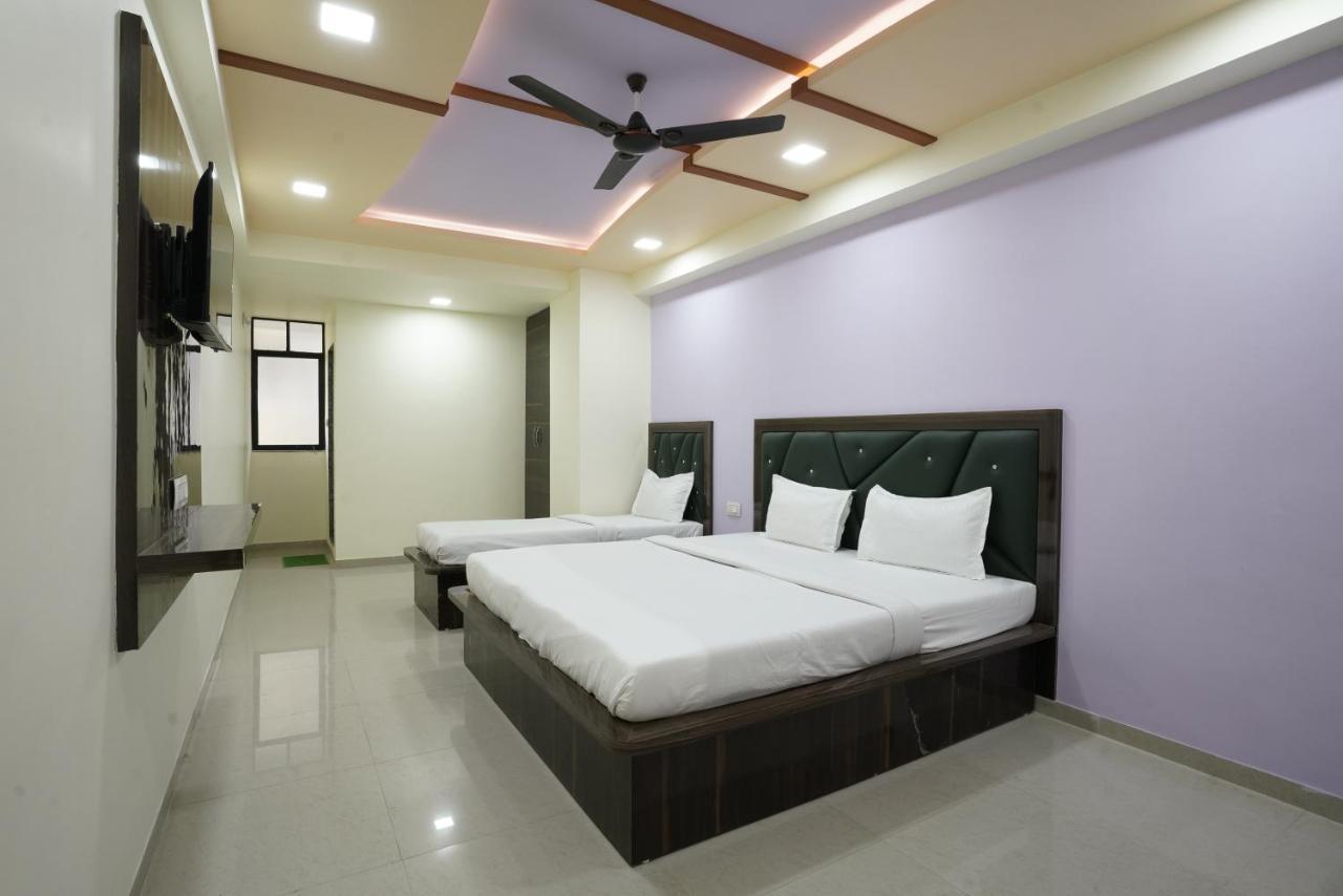 Hotel Ggc Inn أحمد أباد المظهر الخارجي الصورة
