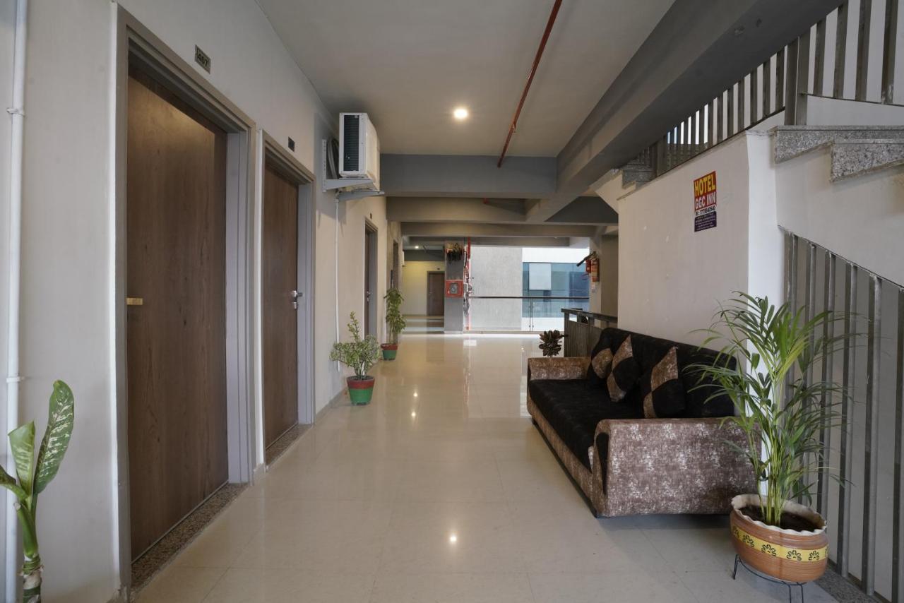 Hotel Ggc Inn أحمد أباد المظهر الخارجي الصورة