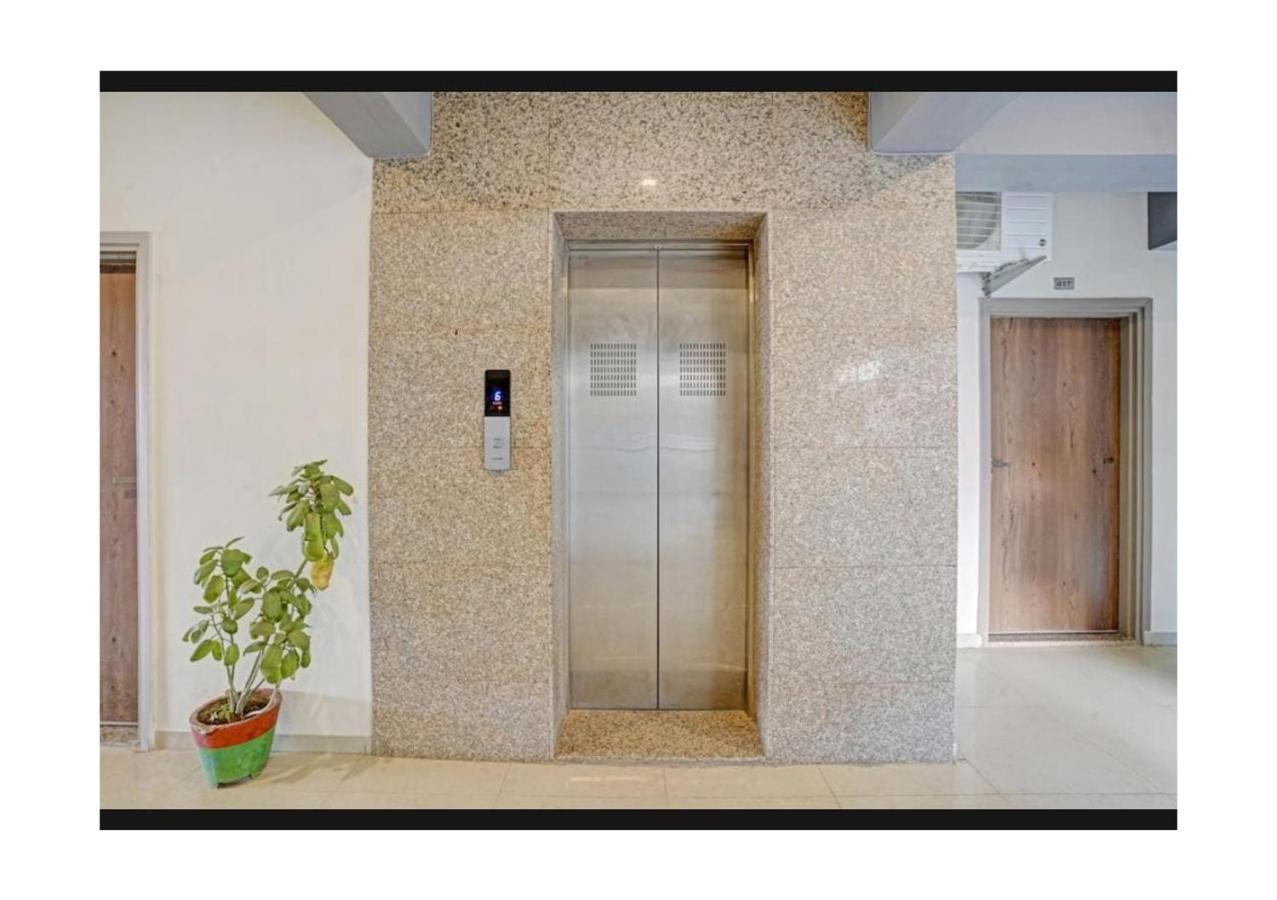 Hotel Ggc Inn أحمد أباد المظهر الخارجي الصورة